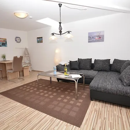 Vermietung Luetje * 比苏姆