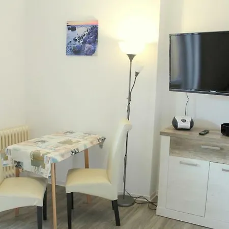 公寓 Vermietung Luetje 比苏姆