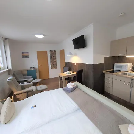 Vermietung Luetje * 比苏姆